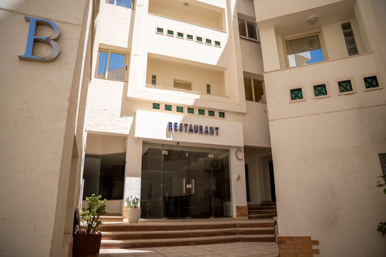 Fantasia Hotel — rooms